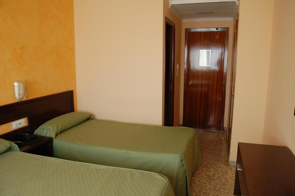 Hotel Balfagón Calanda Habitación foto